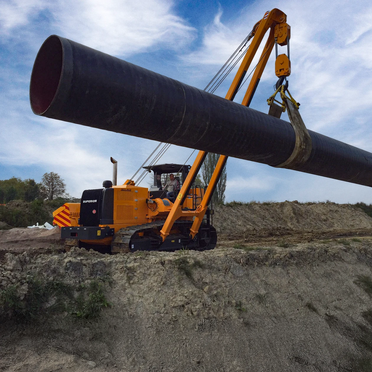 SCAIP SPX-803 pipelayer