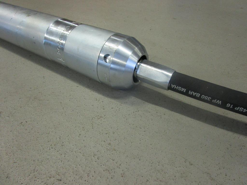TERRA pneumatic piercing tool rear reversing arrangement